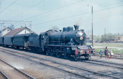 {short description of image}